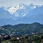 In Asti With A Lovely Hill View From The Garden Nyaraló *