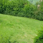 In Asti With A Lovely Hill View From The Garden Nyaraló *
