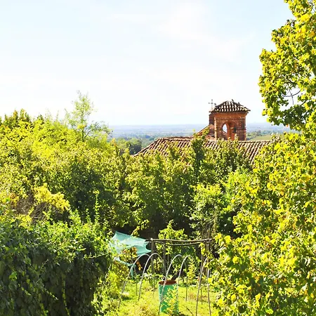 Dom wakacyjny In Asti With A Lovely Hill View From The Garden Moncucco Torinese