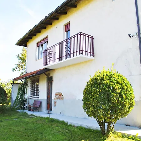 In Asti With A Lovely Hill View From The Garden Dom wakacyjny Moncucco Torinese