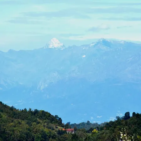 Dom wakacyjny In Asti With A Lovely Hill View From The Garden Moncucco Torinese