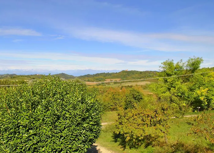 In Asti With A Lovely Hill View From The Garden Moncucco Torinese