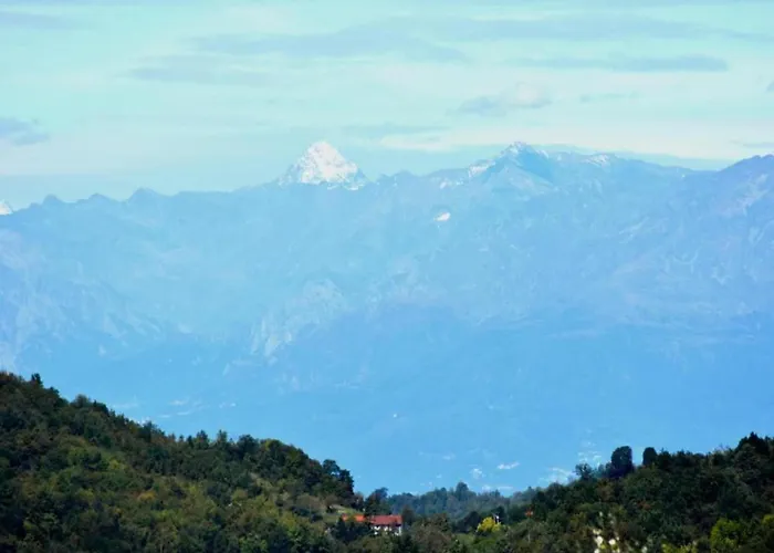 In Asti With A Lovely Hill View From The Garden Hébergement de vacances Moncucco Torinese